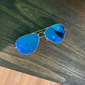 blue rayban sunglasses